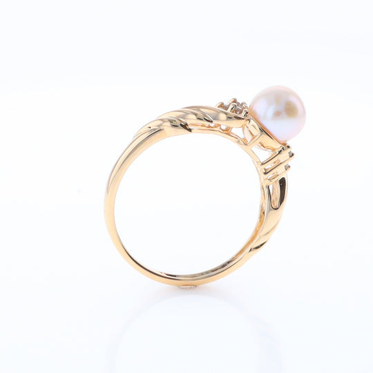 Pearl and Diamond Twist Ring