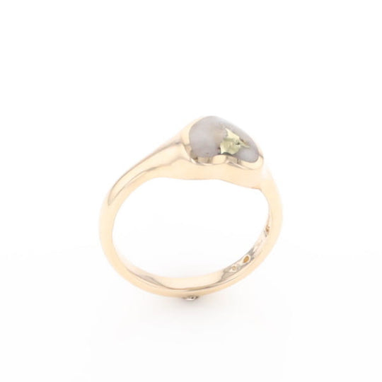 Gold Quartz Ring Heart Shape Inlaid Design