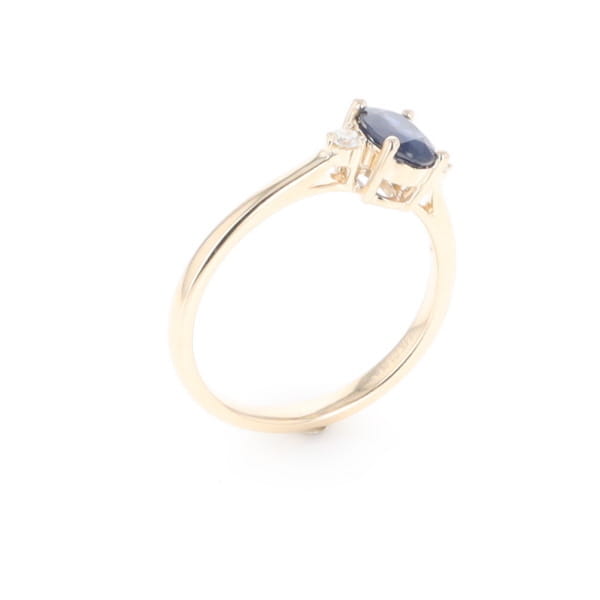 Oval Sapphire Ring With 2 Accent Diamonds