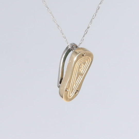 Opal Pendant Inlaid Single Sandal Design