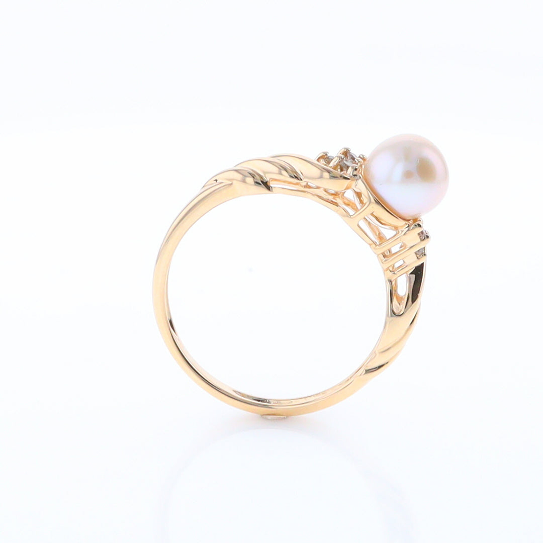 Pearl and Diamond Twist Ring