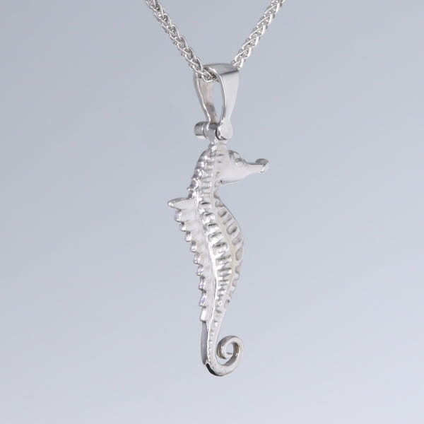 Opal Pendant Inlaid Realistic Sea Horse Design