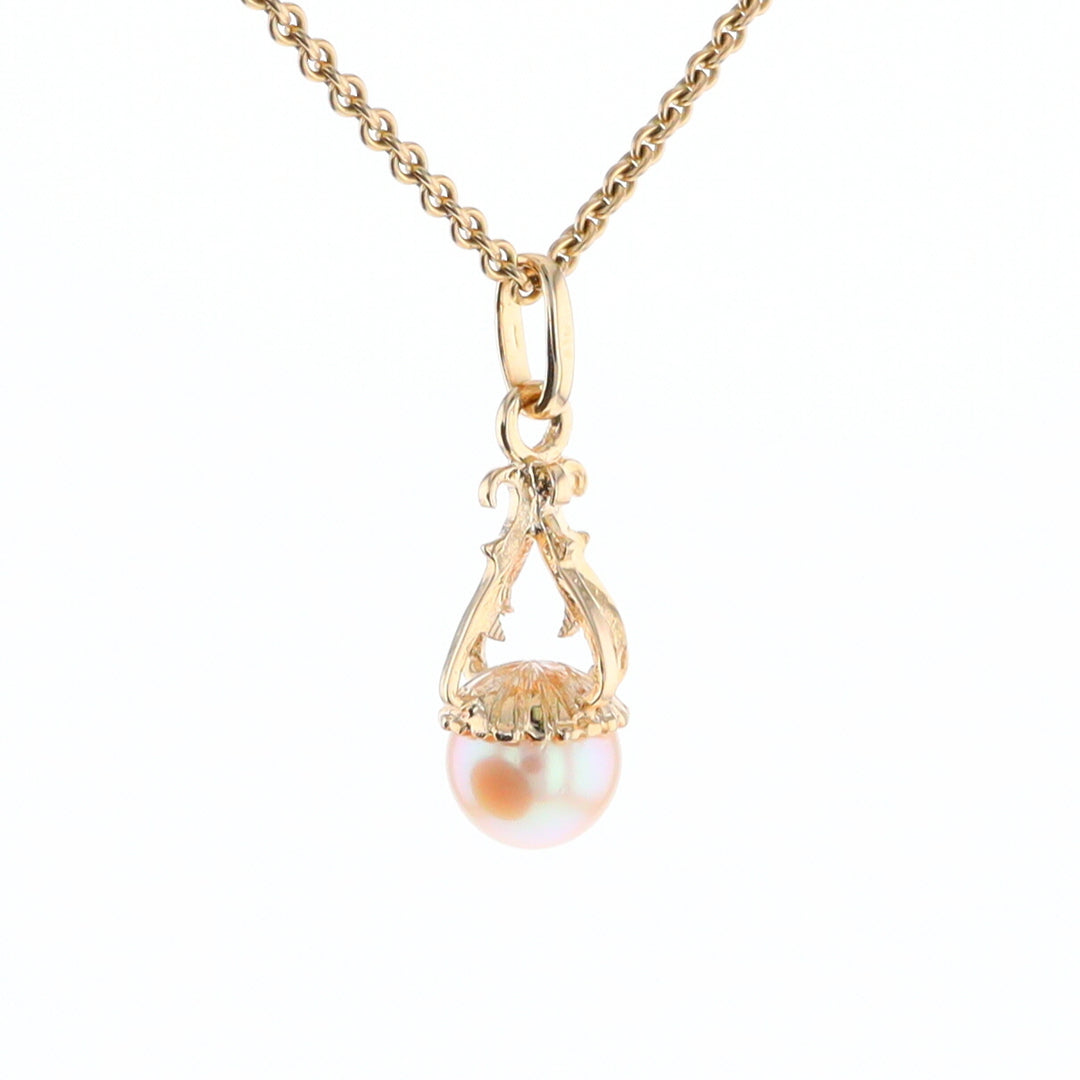 Swirl Chandelier Pearl Pendant