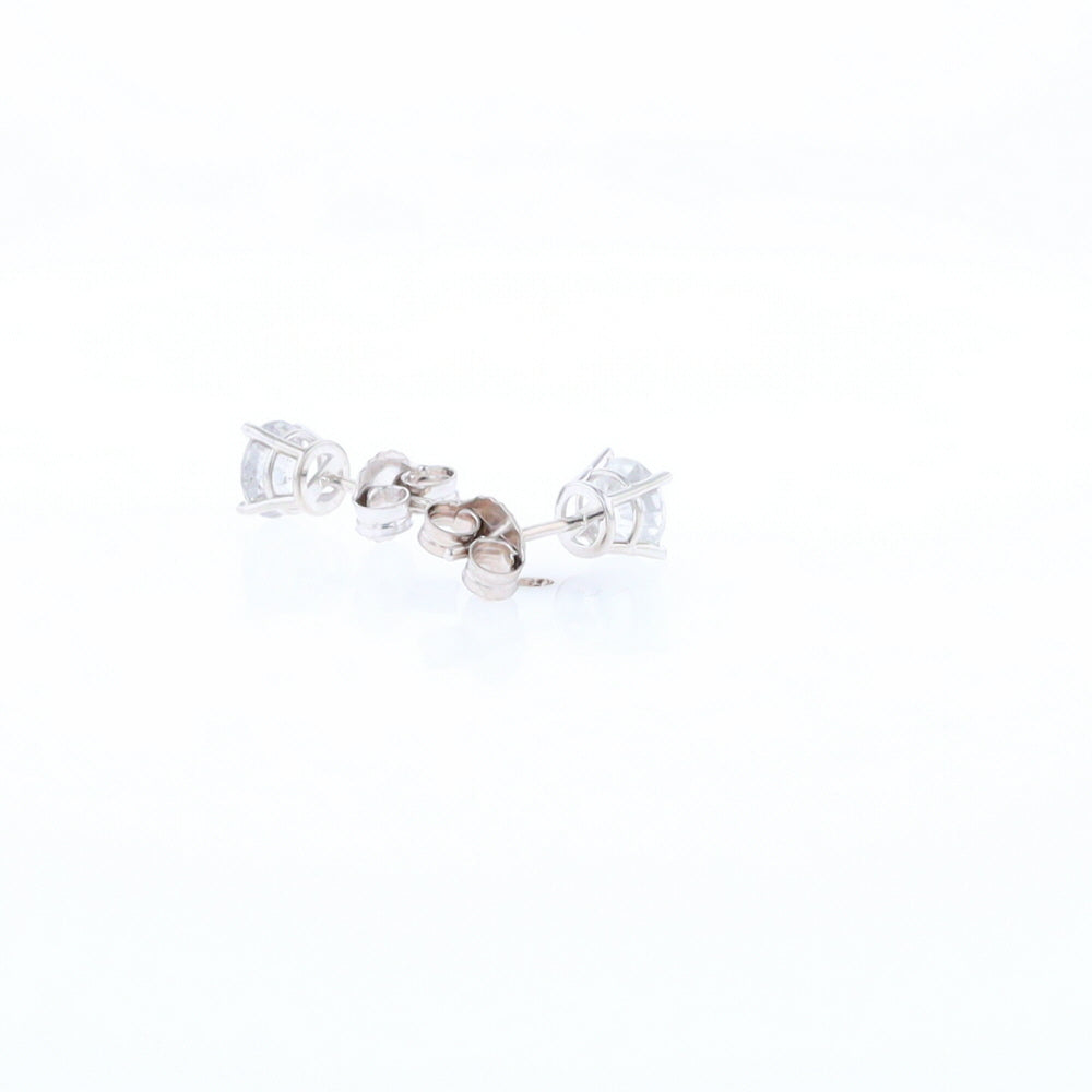 1.14ctw Diamond Stud Earrings