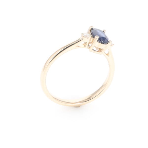 Oval Sapphire Ring With 2 Accent Diamonds