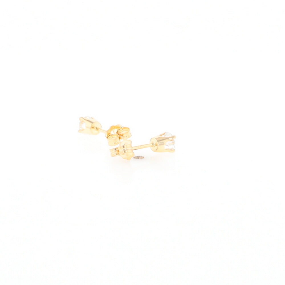 0.41ctw Diamond Stud Earrings