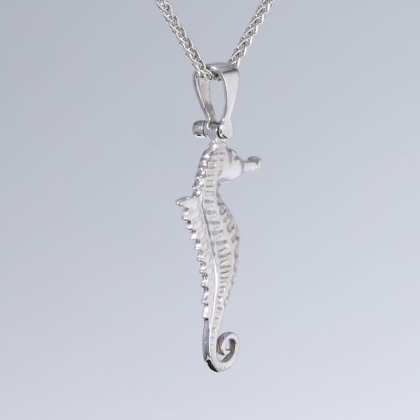 Opal Pendant Inlaid Realistic Sea Horse Design
