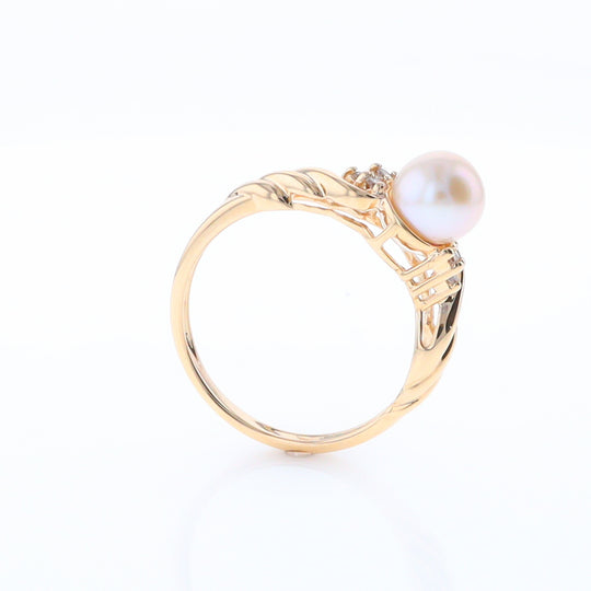 Pearl and Diamond Twist Ring