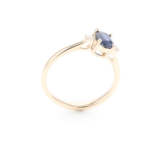 Oval Sapphire Ring With 2 Accent Diamonds