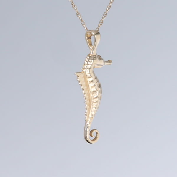 Opal Pendant Inlaid Realistic Sea Horse Design
