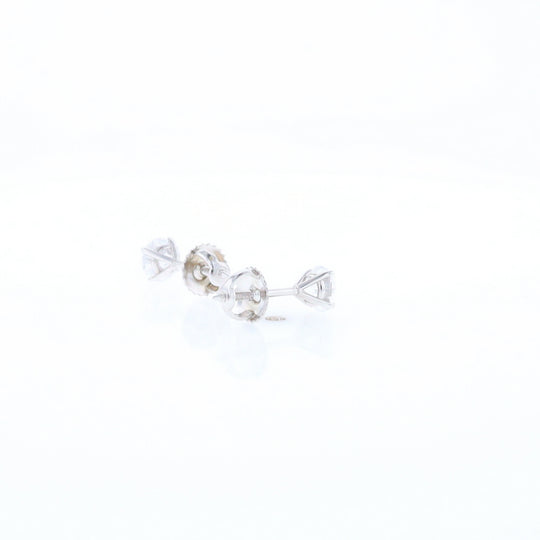 1.06ctw Diamond Stud Earrings