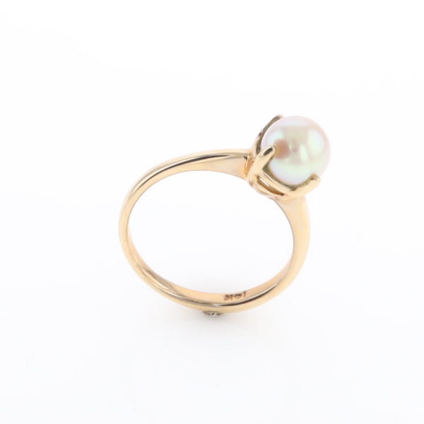 Solitaire Cultured Pearl Ring