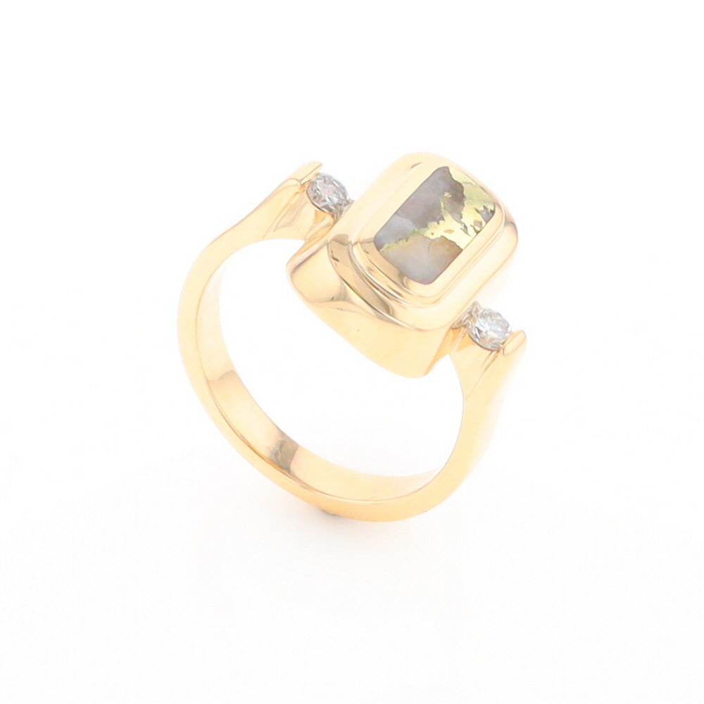 Gold Quartz Ring Oval Inlaid Design with .06ctw Round Diamonds