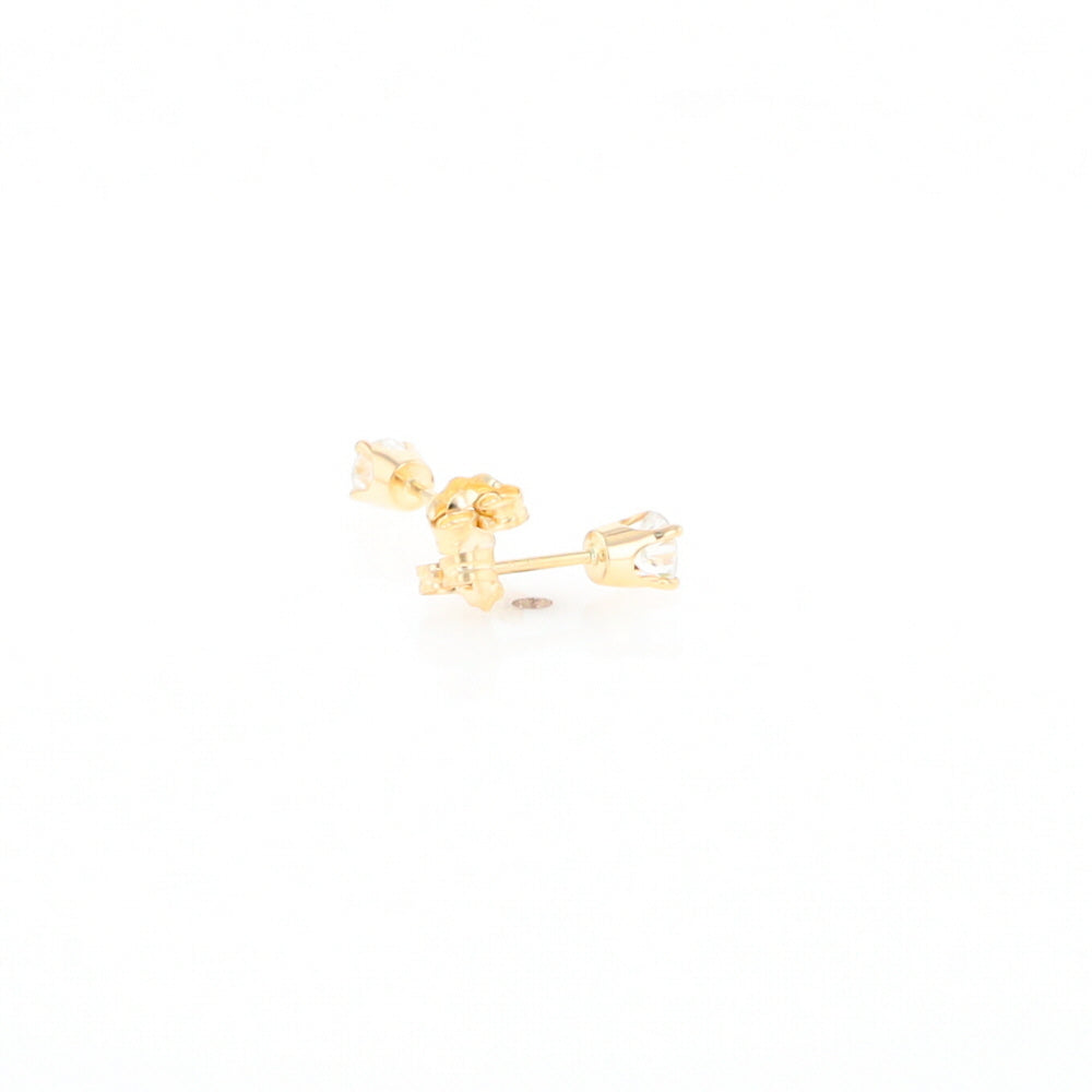 0.41ctw Diamond Stud Earrings