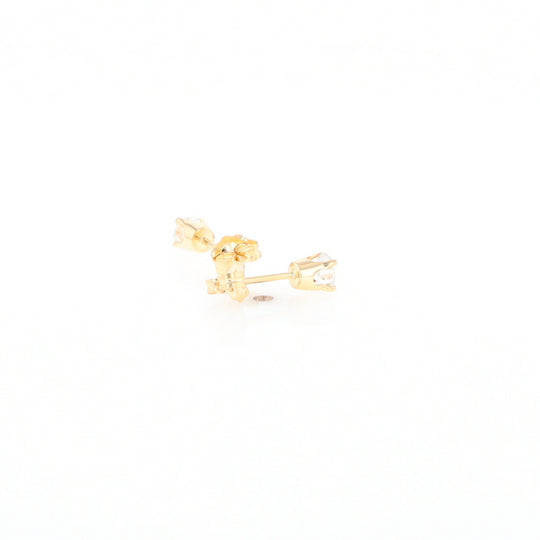 0.41ctw Diamond Stud Earrings