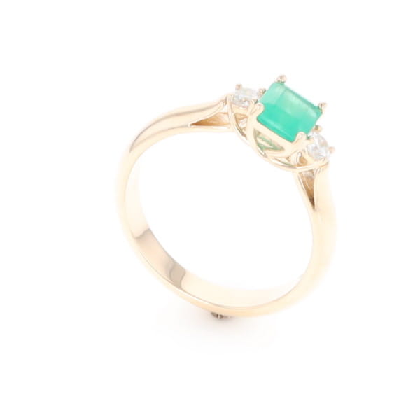 Emerald 3-Stone Trellis Ring