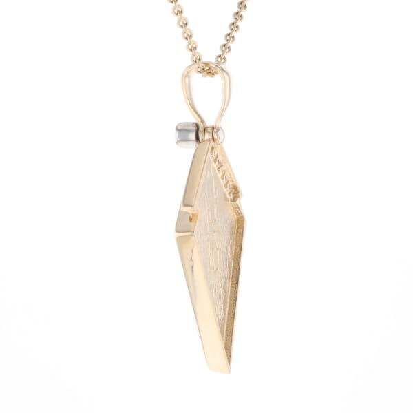 Gold Quartz Necklace Kite Shape Inlaid Pendant with .27ctw Diamonds