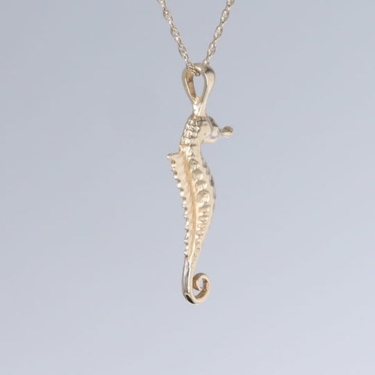 Opal Pendant Inlaid Realistic Sea Horse Design