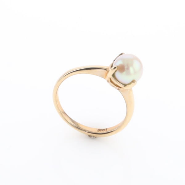 Solitaire Cultured Pearl Ring