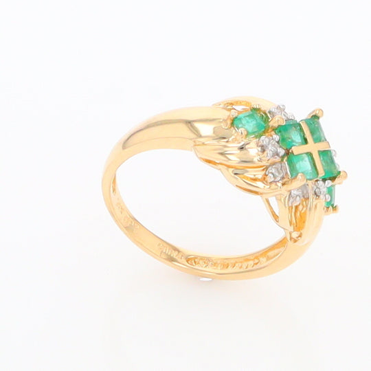 Princess Cut Emerald Diamond Ring