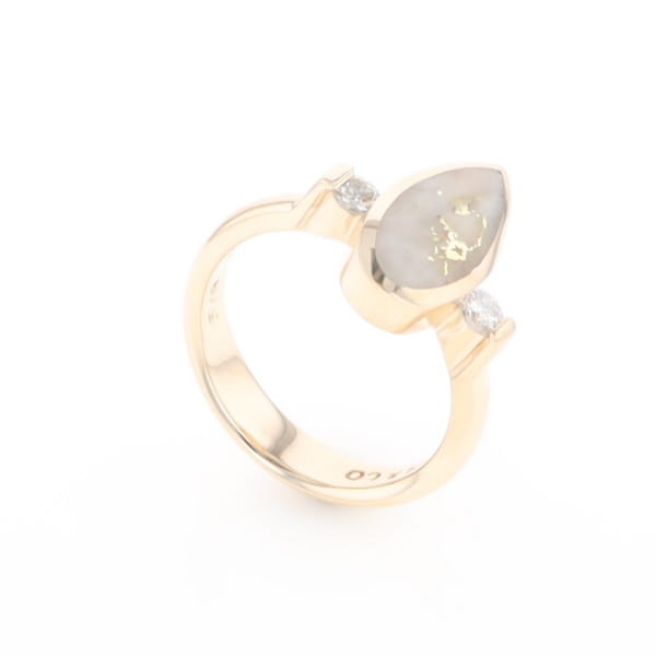 Gold Quartz Ring Pear Shape Inlaid with .18ctw Round Diamonds