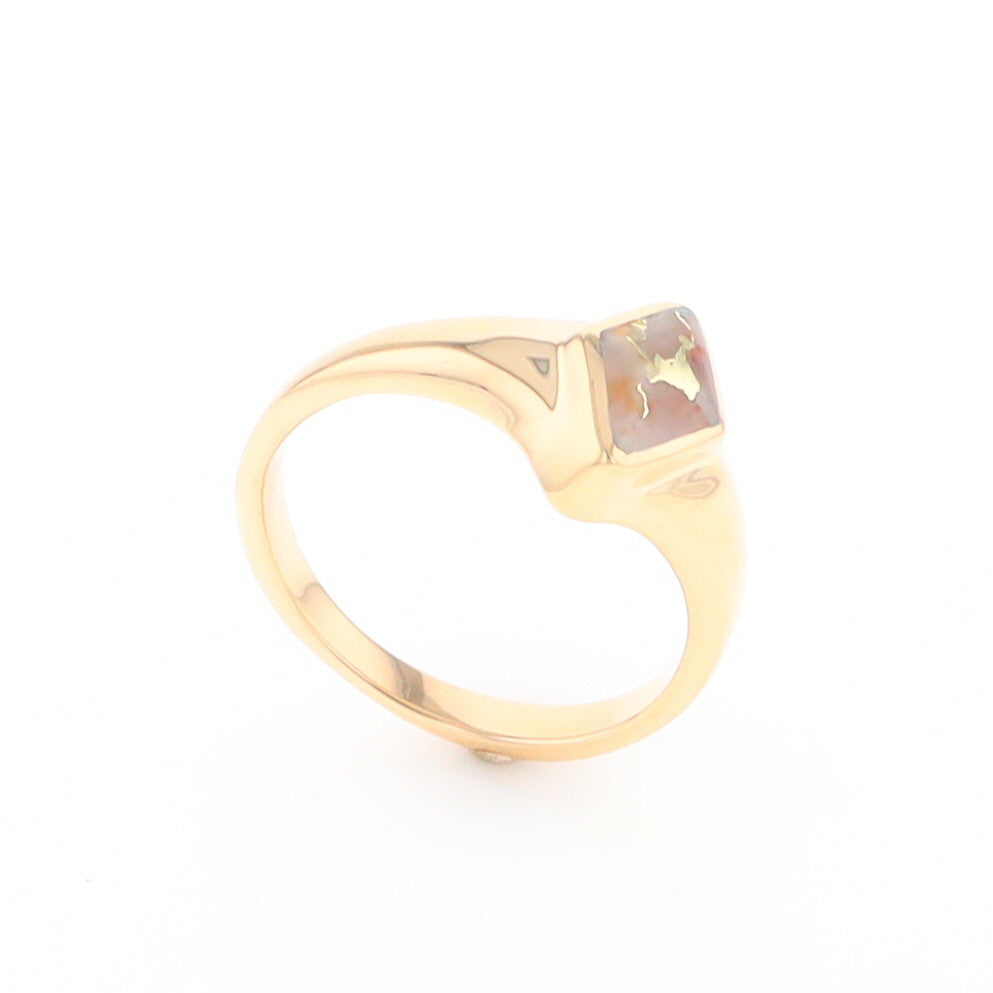 Gold Quartz Ring Diamond Shape Inlaid Design