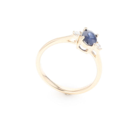 Oval Sapphire Ring With 2 Accent Diamonds