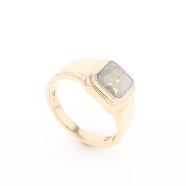 Gold Quartz Ring Square Inlaid Design