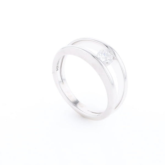 Kiss Ring