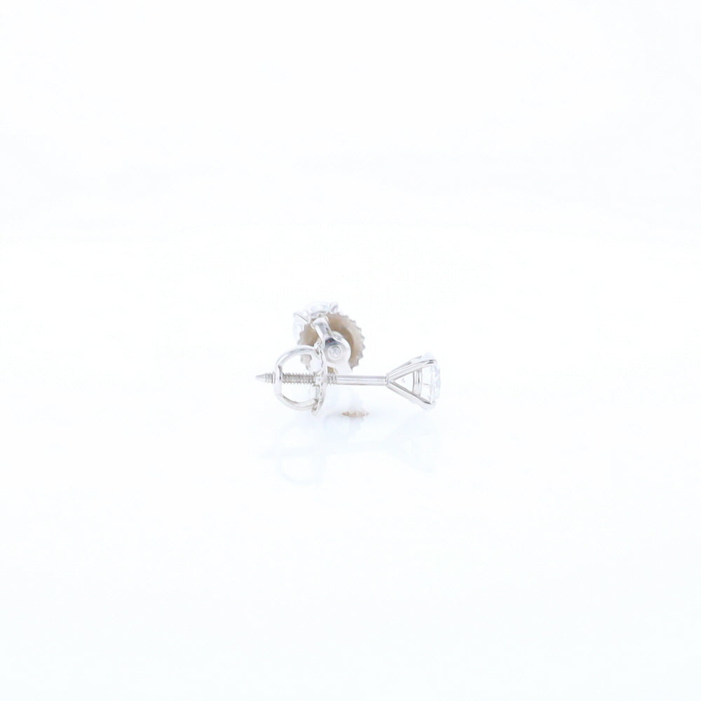 1.06ctw Diamond Stud Earrings