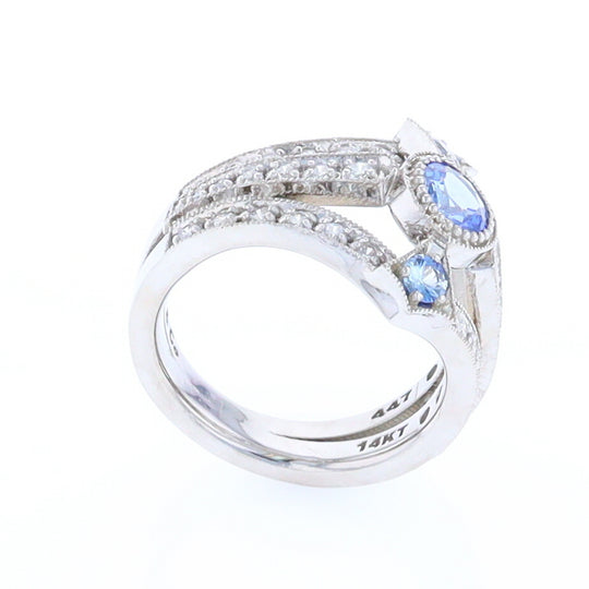 The Queen's Ring - Ceylon Sapphire