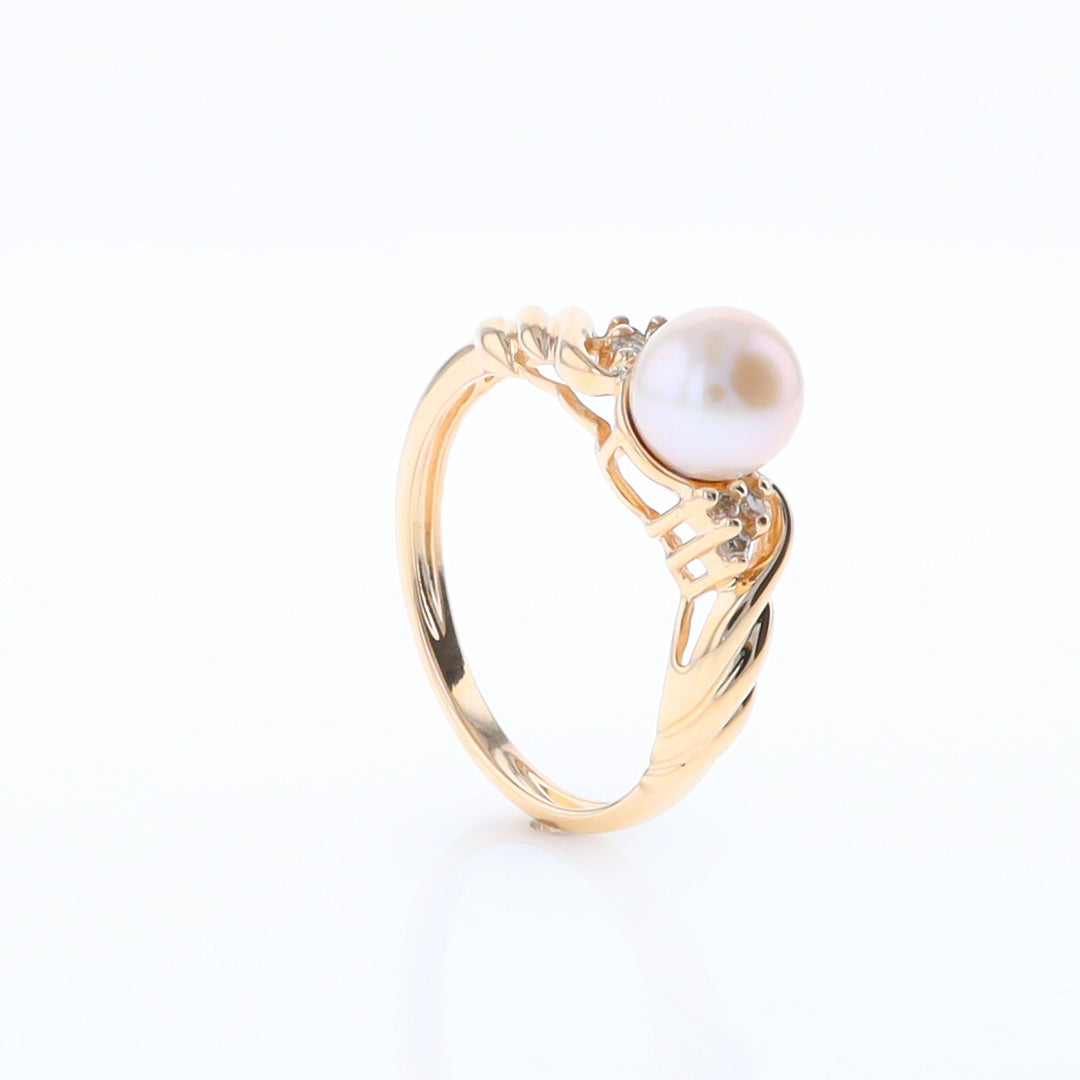 Pearl and Diamond Twist Ring