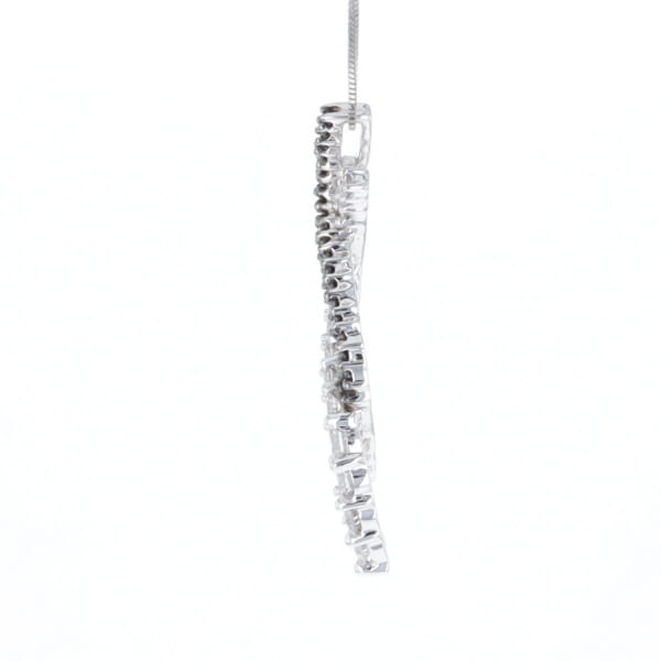 Ribbon Necklace With Black and White Diamonds