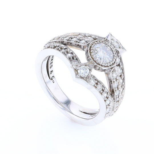 The Queen's Ring - Salt and Pepper