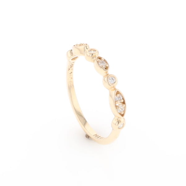 Simply Vintage Wedding Band