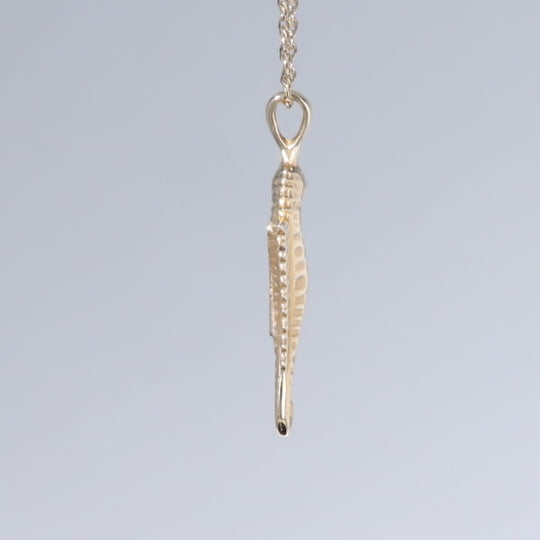 Opal Pendant Inlaid Realistic Sea Horse Design