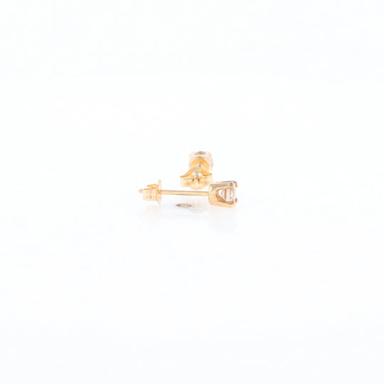 0.30ctw Diamond Stud Earrings