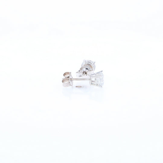 1.14ctw Diamond Stud Earrings