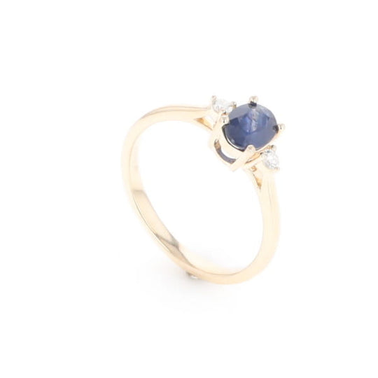 Oval Sapphire Ring With 2 Accent Diamonds