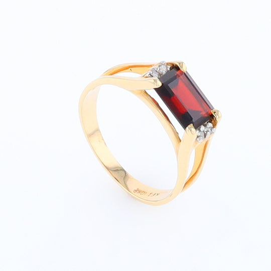 Emerald Cut Garnet Ting with Diamond Accents