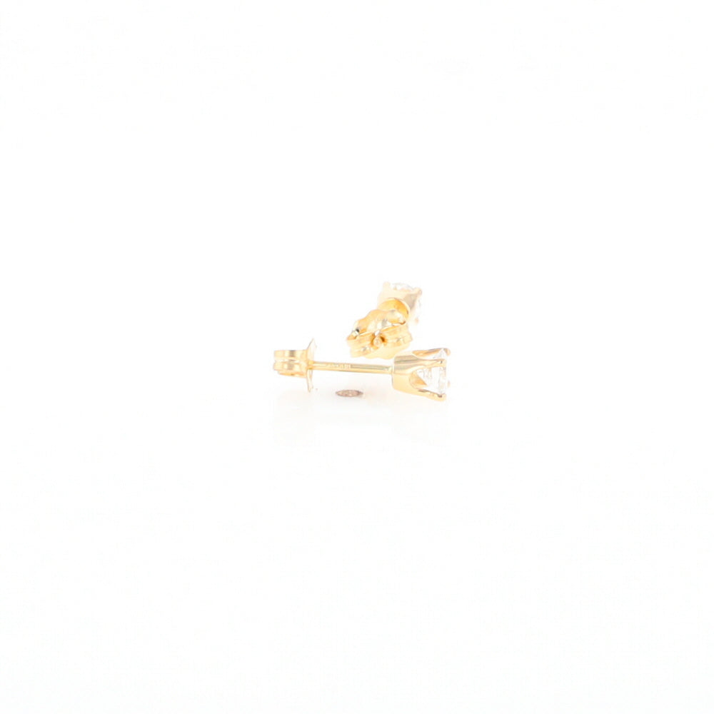 0.41ctw Diamond Stud Earrings