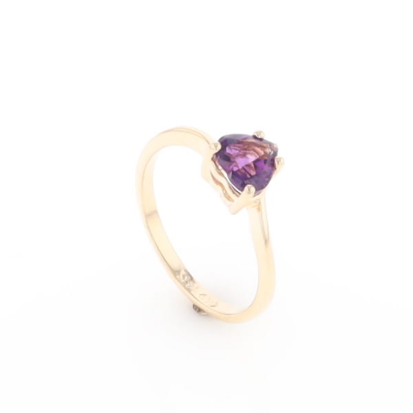 Heart Amethyst Ring
