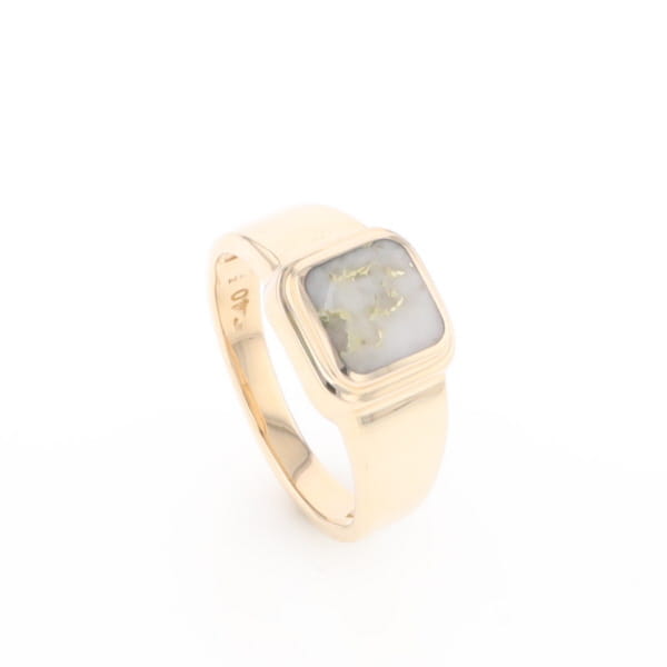 Gold Quartz Ring Square Inlaid Design