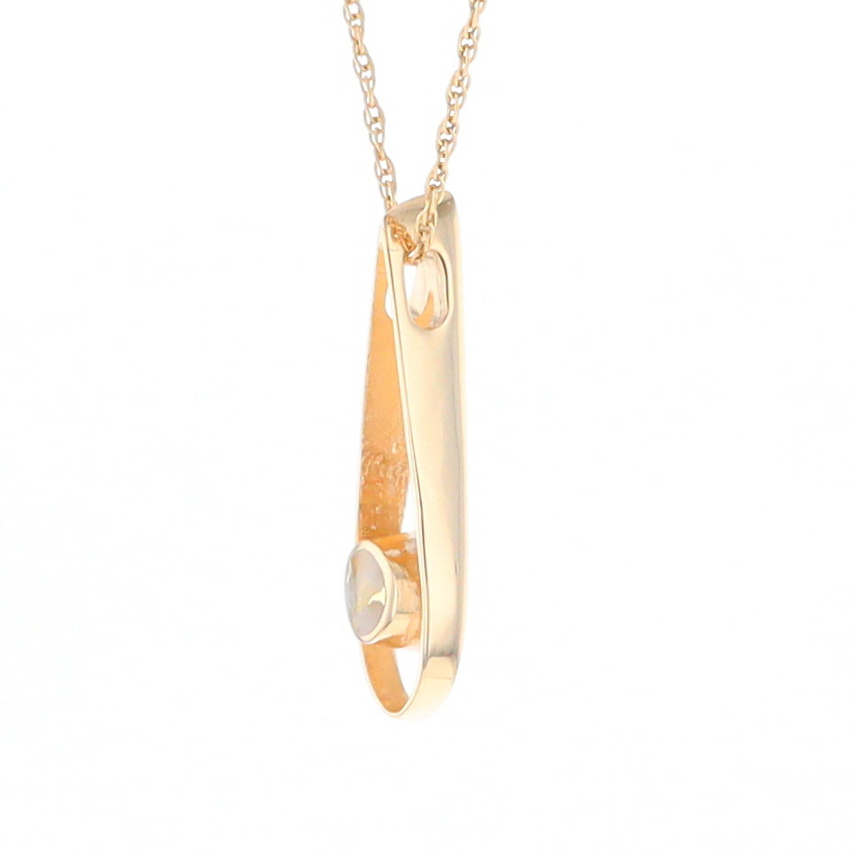 Open Teardrop Round Gold Quartz Inlaid Pendant