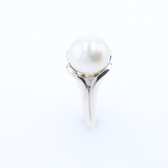 Solitaire Pearl Ring