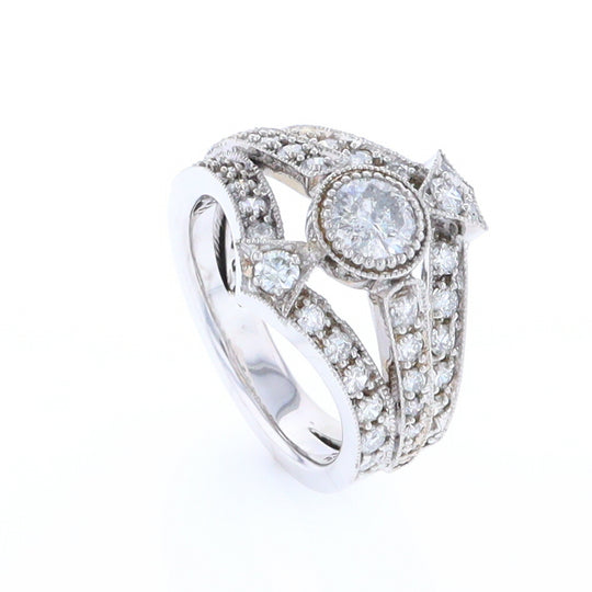 The Queen's Ring - Salt and Pepper