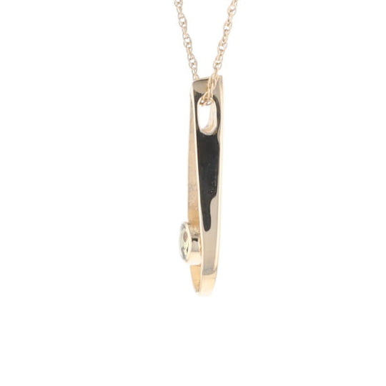 Open Teardrop Round Gold Quartz Inlaid Pendant