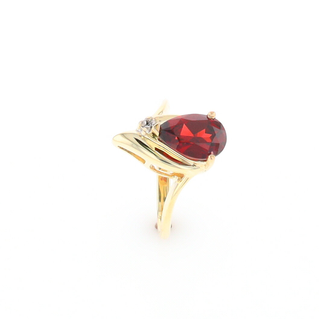 Pear Garnet Ring