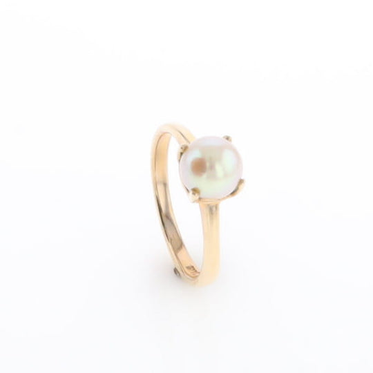Solitaire Cultured Pearl Ring