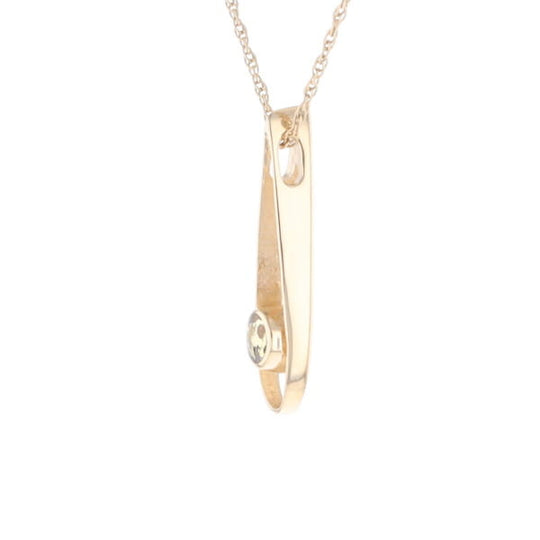 Open Teardrop Round Gold Quartz Inlaid Pendant